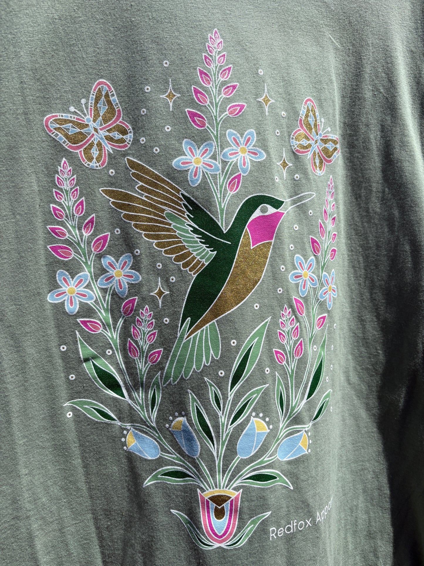 Hummingbird Tee – Sage Green